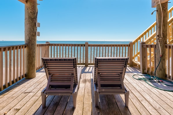 House, 4 Bedrooms | Balcony