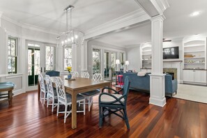 Dining - Brand new pool, central location (Kiawah Island)