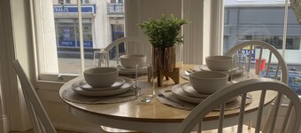 Hull Spacious Apartment 5