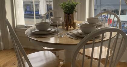 Hull Spacious Apartment 5