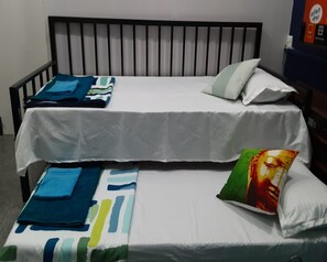 1 habitación y caja de seguridad en la habitación 