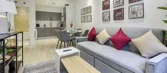 Newly Refurbished Superior 1 Bed 1 Bath Apartment