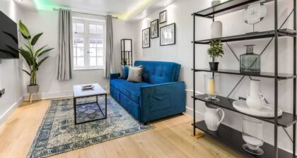 Premium 1 bed 1 bath APT in Aldershot, Parking