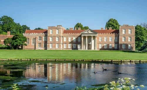 Central Gem by Festival Place | Netflix, Free Parking, WiFi