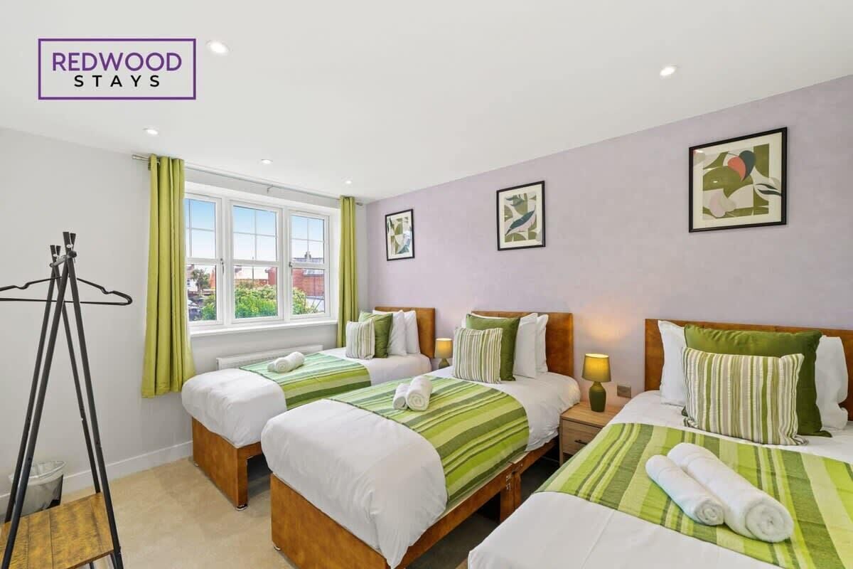 4 bedrooms, iron/ironing board, travel crib, WiFi