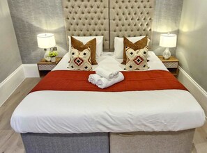 1 sovrum, skrivbord, strykjärn/strykbräda och wi-fi