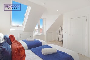 4 soverom, strykejern/-brett, wi-fi og sengetøy