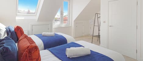 4 chambres, fer et planche Ă repasser, Wi-Fi, draps fournis