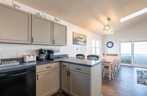 Fridge, microwave, oven, stovetop - Southern Comfort - KDH MP 7.5, Semi-Oceanfront, 140 Yds to Beach, Hot Tub, Pets OK, Flex Stays (Kill Devil Hills)