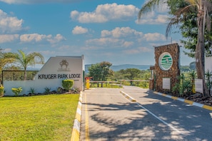 Fachada da propriedade