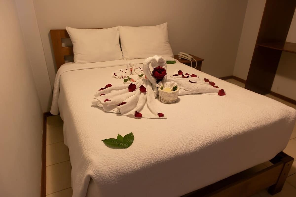 Romantic Room | Individually decorated, iron/ironing board, free WiFi, bed sheets