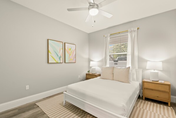 2 bedrooms, iron/ironing board, WiFi, bed sheets