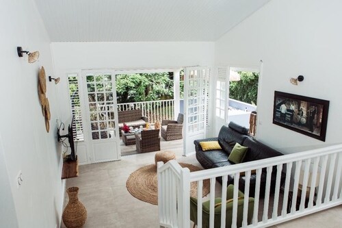 Très Cosy, Avec SPA au Lamentin, à Proximité de Tout Pour Pour 6 Personnes