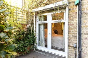 1 bedroom, iron/ironing board, WiFi, bed sheets - Walham Grove | Pro-Managed (London)