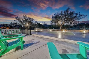 Property grounds - Pickle Houz, Pickleball Court, Pool, Golf@ Frio River Vacation Rentals (Concan)