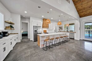 Fridge, microwave, oven, stovetop - Pickle Houz, Pickleball Court, Pool, Golf@ Frio River Vacation Rentals (Concan)