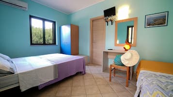 1 bedroom, free WiFi, bed sheets