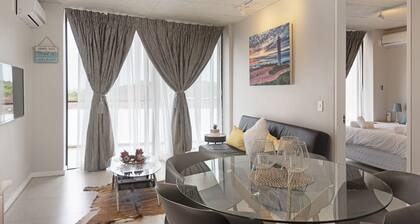 105 on KOI - Two Bedroom Apartment, Sleeps 4
