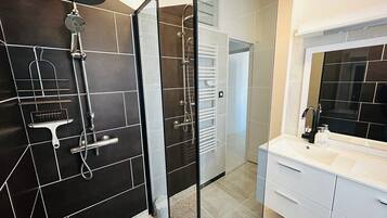 Dusche, Haartrockner