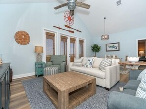 TV - Embrace the epitome of coastal living (Placida)