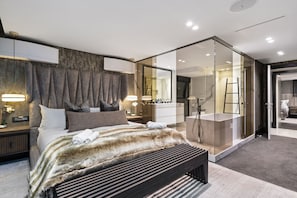 3 bedrooms, desk, free WiFi, bed sheets