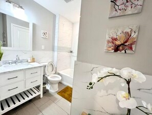 Shower, hair dryer, towels, soap - 307 Kyoto style 1BDR Apt in center city
 (Philadelphia)