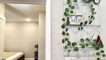 1 bedroom, in-room safe, desk, iron/ironing board