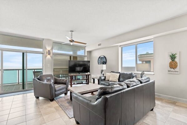 تلفزيون، كُتُب