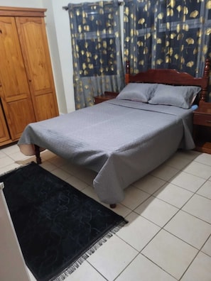 2 bedrooms, iron/ironing board, WiFi, bed sheets - The Apartment is walking distance to superb beeches , Marinas, Bars Restaurant. (Lance aux Epines)