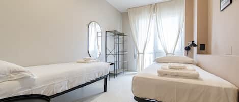 2 habitaciones, tabla de planchar con plancha y wifi gratis