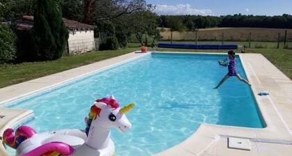 GĂźtes La Bigorre â Le Puits : piscine chauffĂ©e, 30 minutes de plages magnifiques