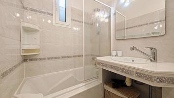 Haartrockner, Handtücher