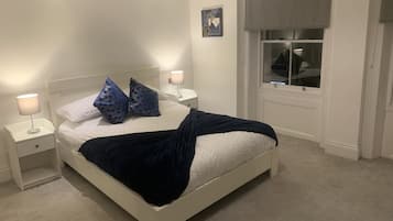 1 bedroom, iron/ironing board, free WiFi