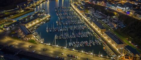 บริเวณภายนอก