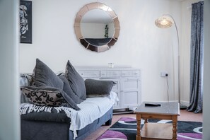 Smart TV de 32 pulgadas con canales por cable, una televisión