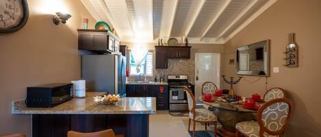 Deluxe House | Private kitchen