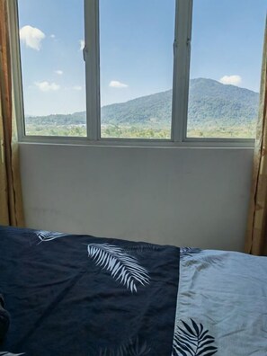 3 dormitorios, tabla de planchar con plancha, wifi gratis