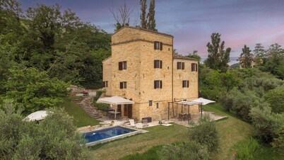 Casatorre 6+2, Emma Villas