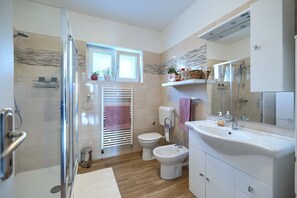 Hair dryer, towels - Comfortable apartment Dusanka (Pula)
