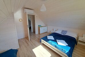 2 chambres, lit parapluie, Wi-Fi gratuit, draps fournis