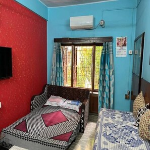 1 slaapkamer, een bureau, gratis wifi, beddengoed