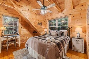 3 habitaciones, escritorio, cuna de viaje y wifi 