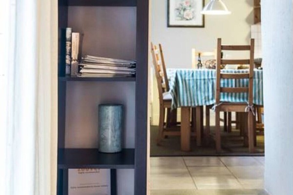 View from Living room to kitchen
