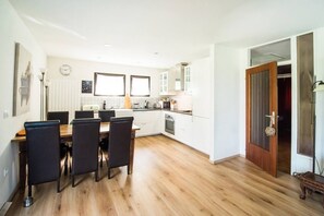 Fridge, microwave, oven, stovetop - Modern and renovated house in the beautiful Soca Valley (Kobarid)
