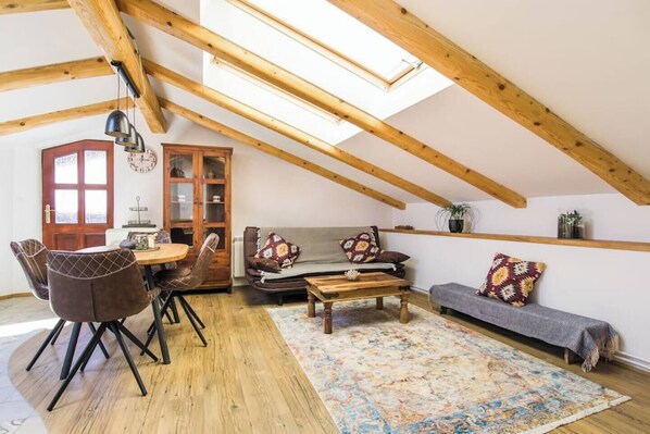 تلفزيون ذكي، مكتب