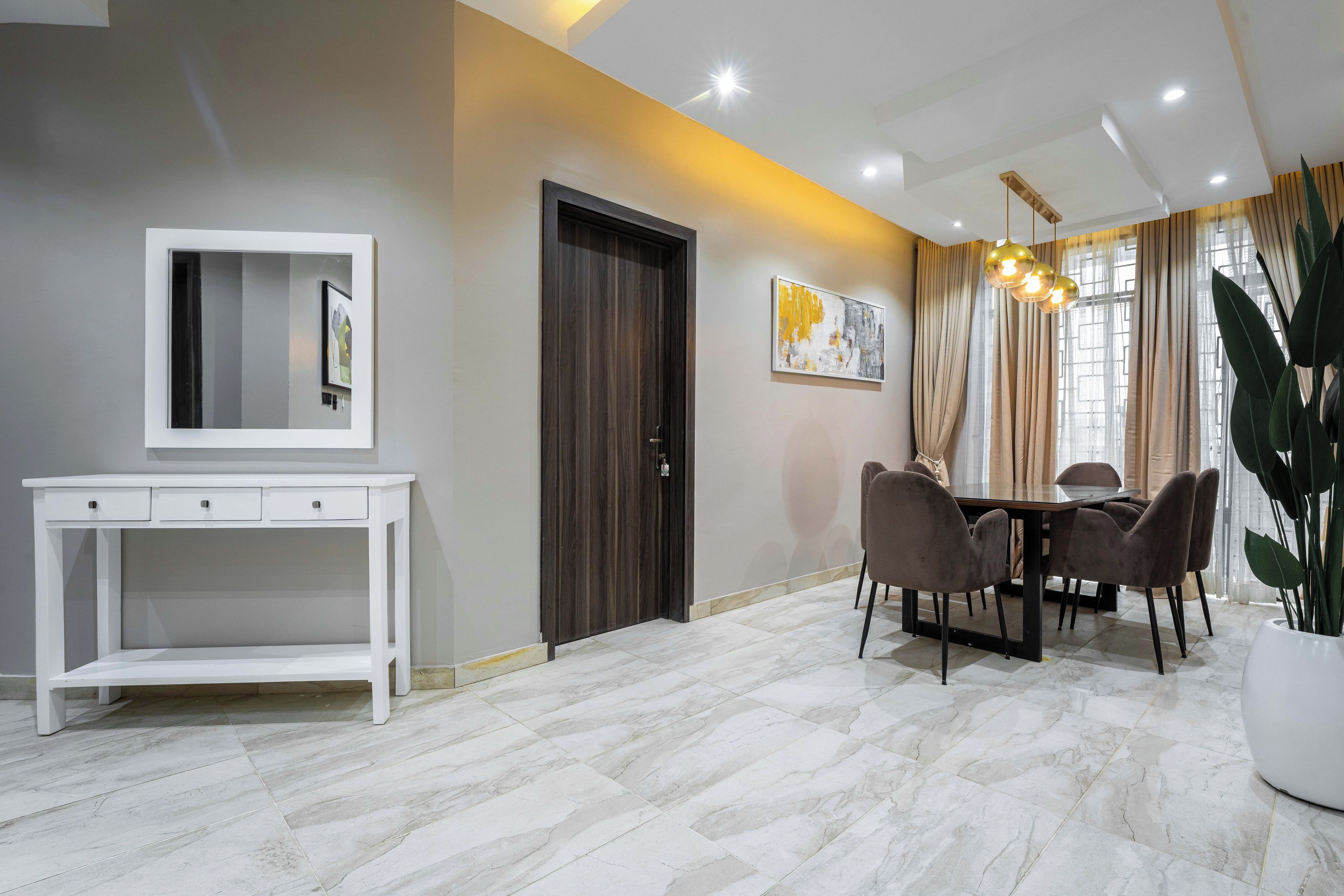 Business Apartment | In-room dining
