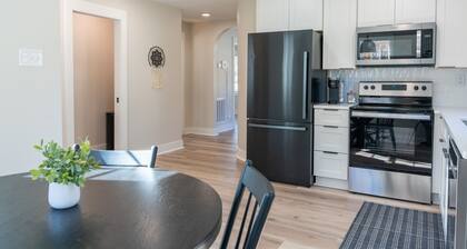 2 BR King Bed Near Duke Hospital & Campus