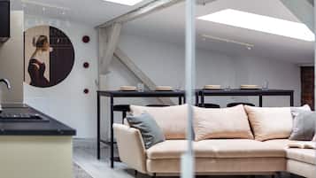 Family Apartment | Living area | Flat-screen TV