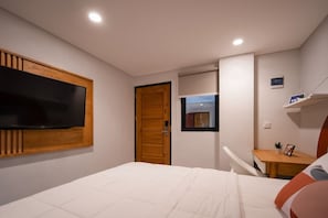豪華雙人房 | 書桌、免費 Wi-Fi、床單