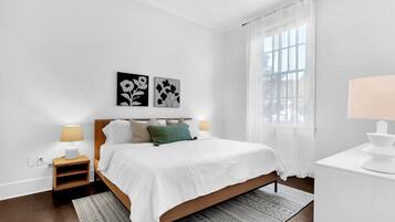 1 chambre, fer et planche Ă repasser, Wi-Fi gratuit, draps fournis